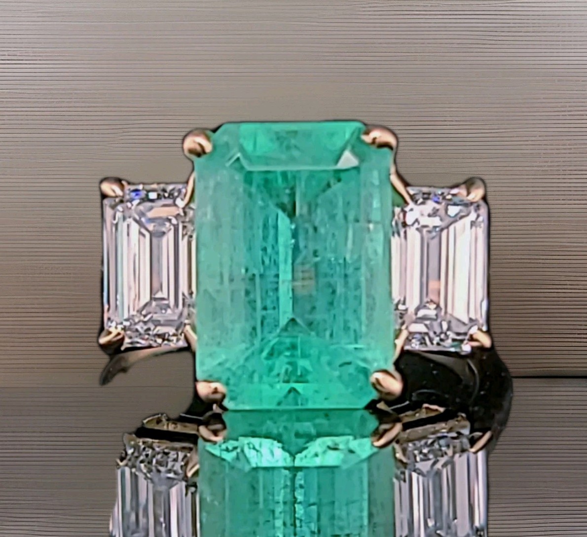 Vintage 14k Yellow Gold Engagement Ring3.02ct.Natural Colombian Emerald GIA Cert