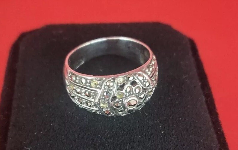Vintage.925 Sterling Silver Marcasite Ring Size 7(6.4Mm-4.2G) Ster 5037