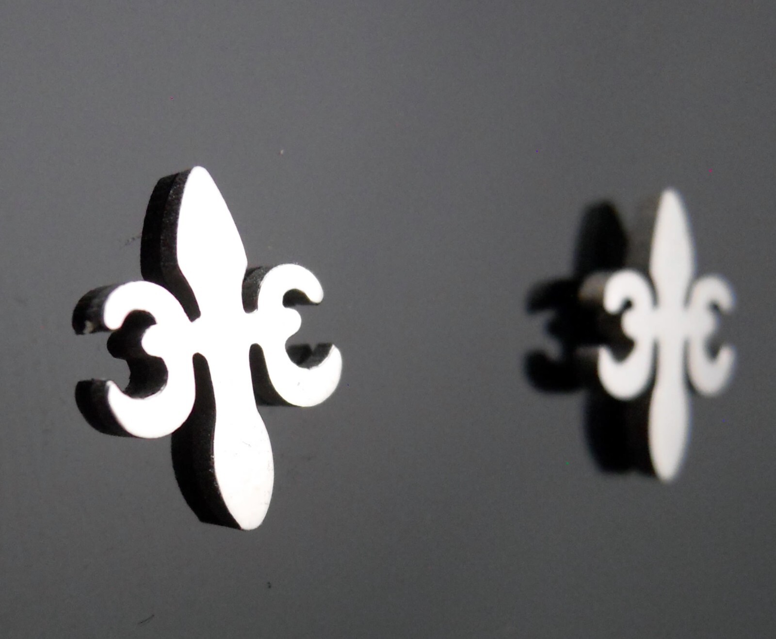 Fleur-De-Lis Earrings Stainless Steel NEW Vintage 90’s Stud/Post