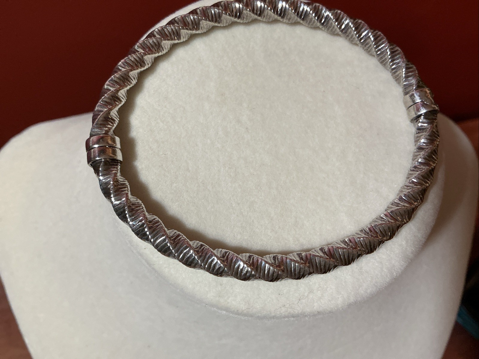 Vintage 950 Silver Milor Italy Twist Hinged Bangle Bracelet 7″