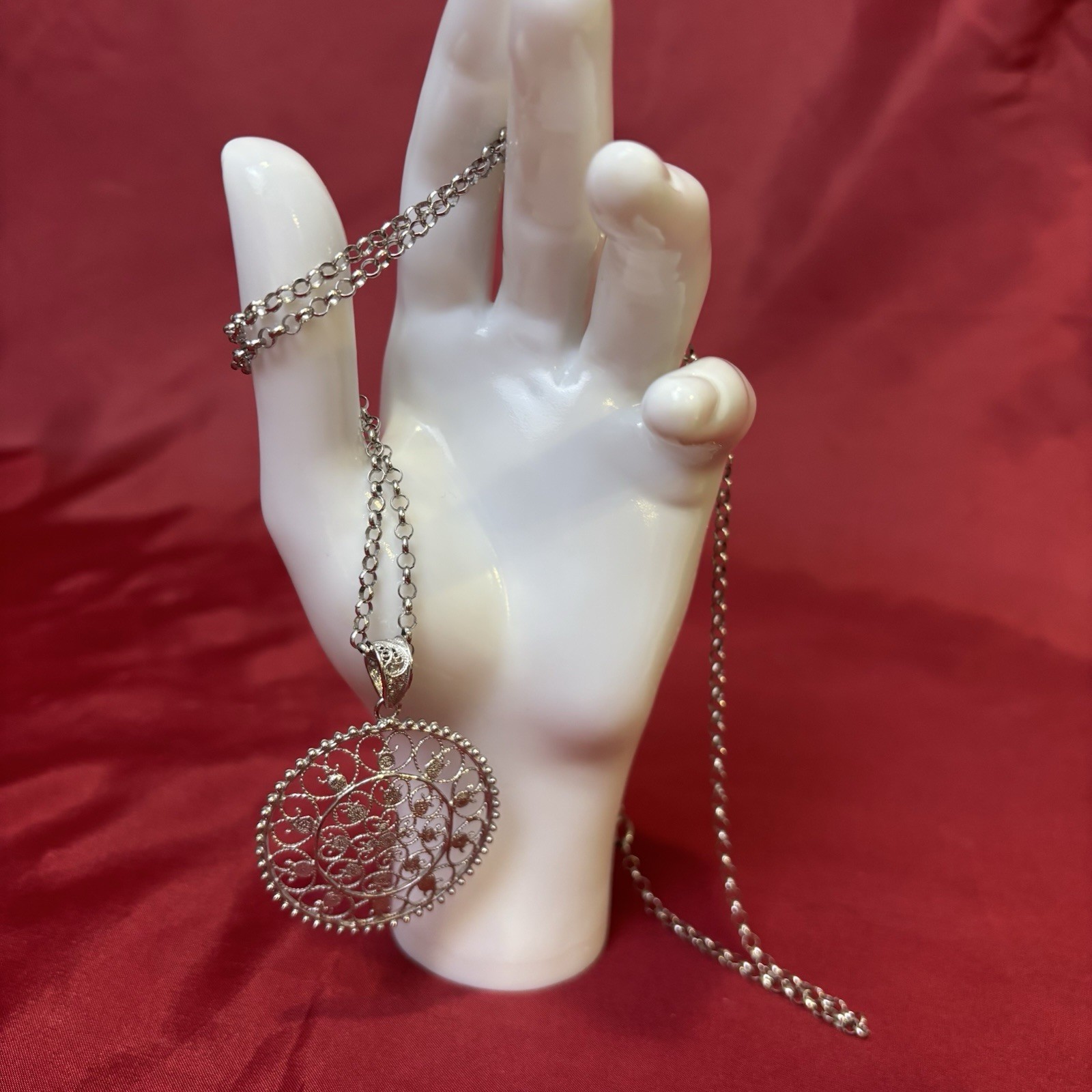 Vintage Sterling Silver Filigree Medallion Pendant Rolo Chain Necklace
