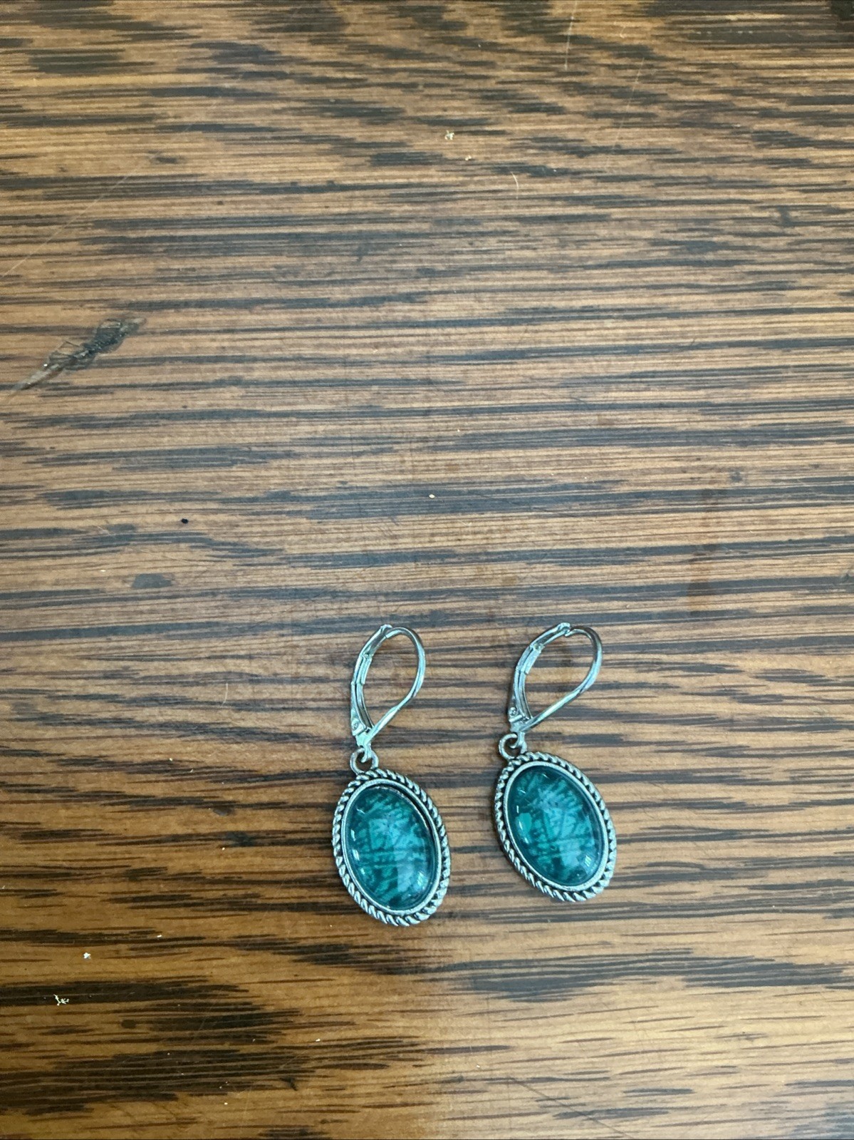 Vintage Napier Teal/Green Crackle Glass Cabichon Set