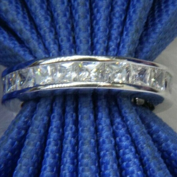 White Quartz .925 Sterling Silver 3/16″ Eternity Estate Wedding Band Ring size 6