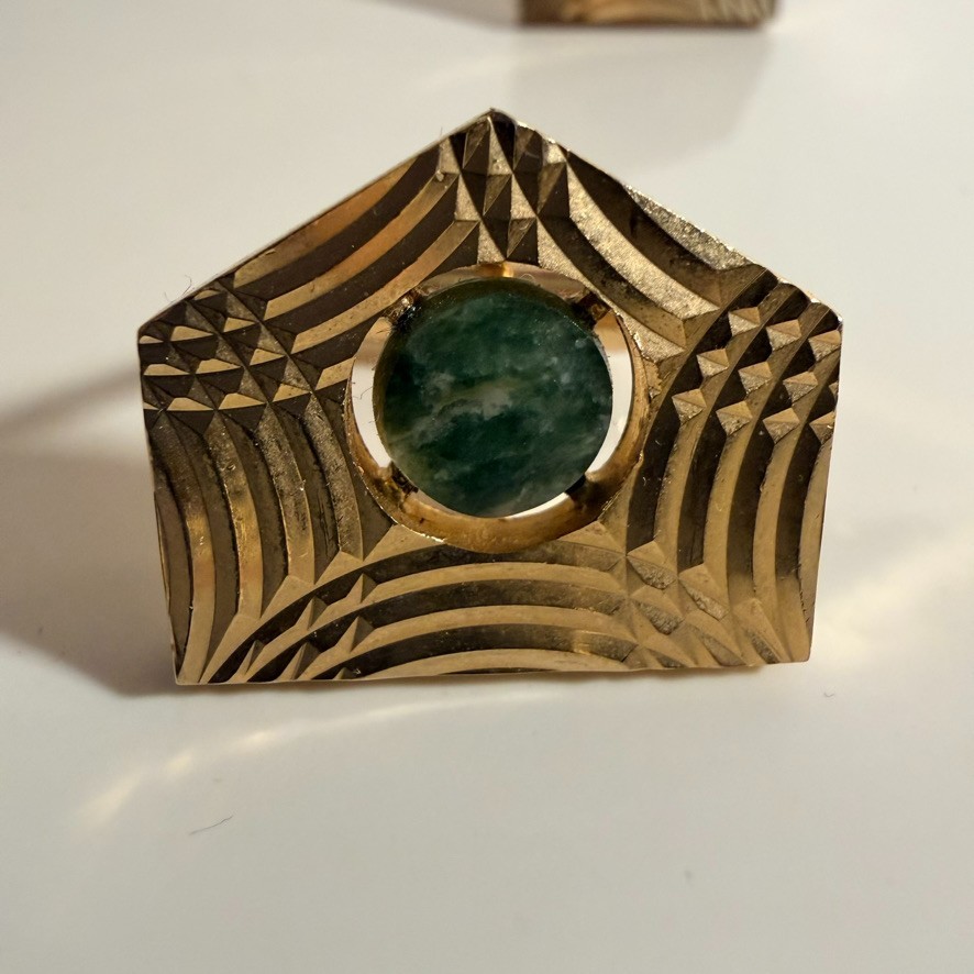 Vintage Green Jade Stone Cabachon & Gold Tone Cuff Links House or Church Shaped