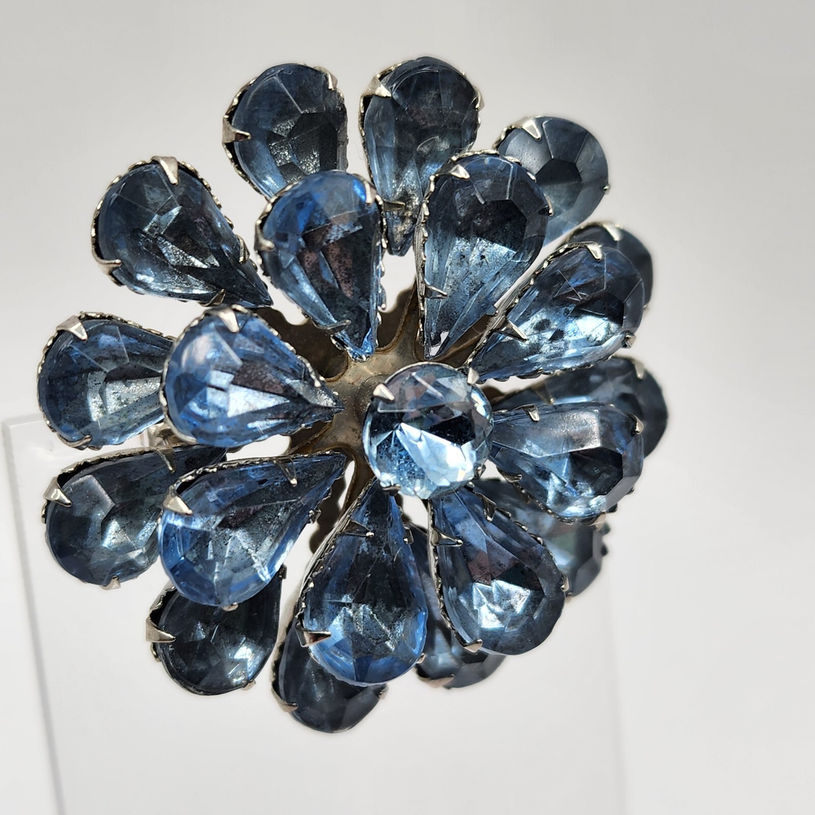 Vintage Rhinestone Brooch Light Blue Round Flower