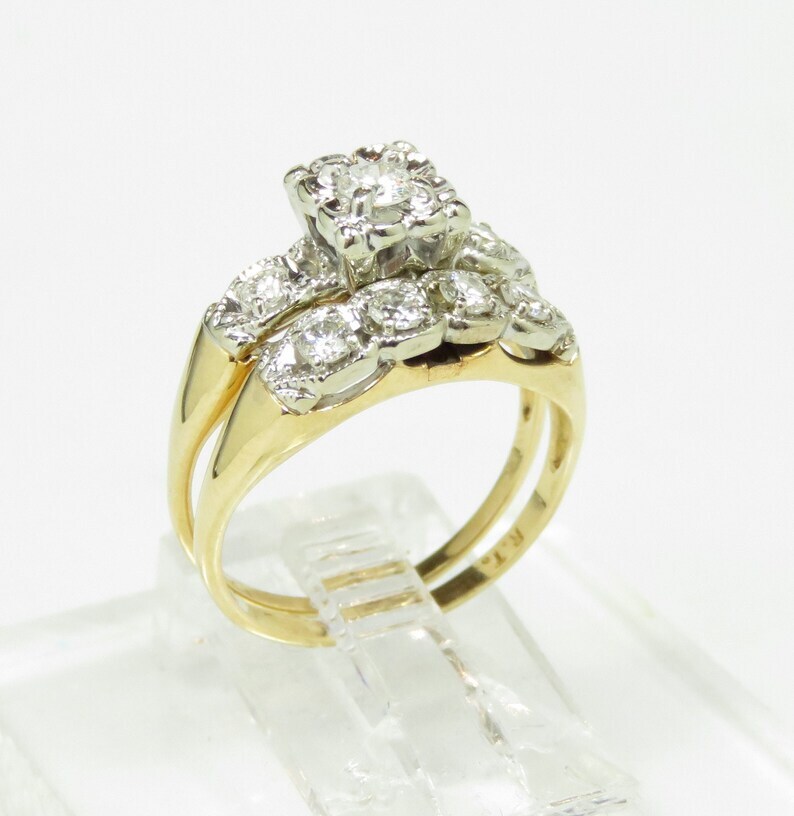 Vintage Engagement Ring and Wedding Band in 1.44 Ct Round Moissanite 925 Silver