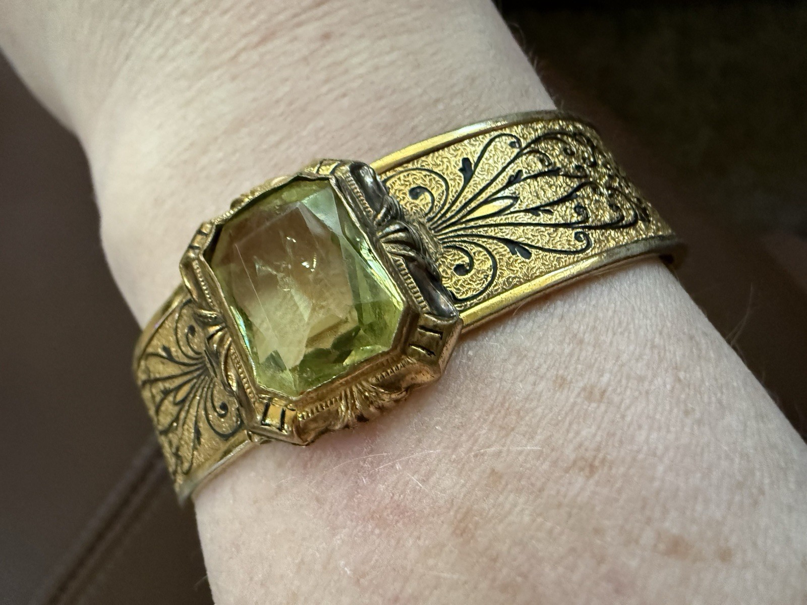 Antique Art Deco Bangle JJ White Bracelet Gold Plated Green Stone Vintage