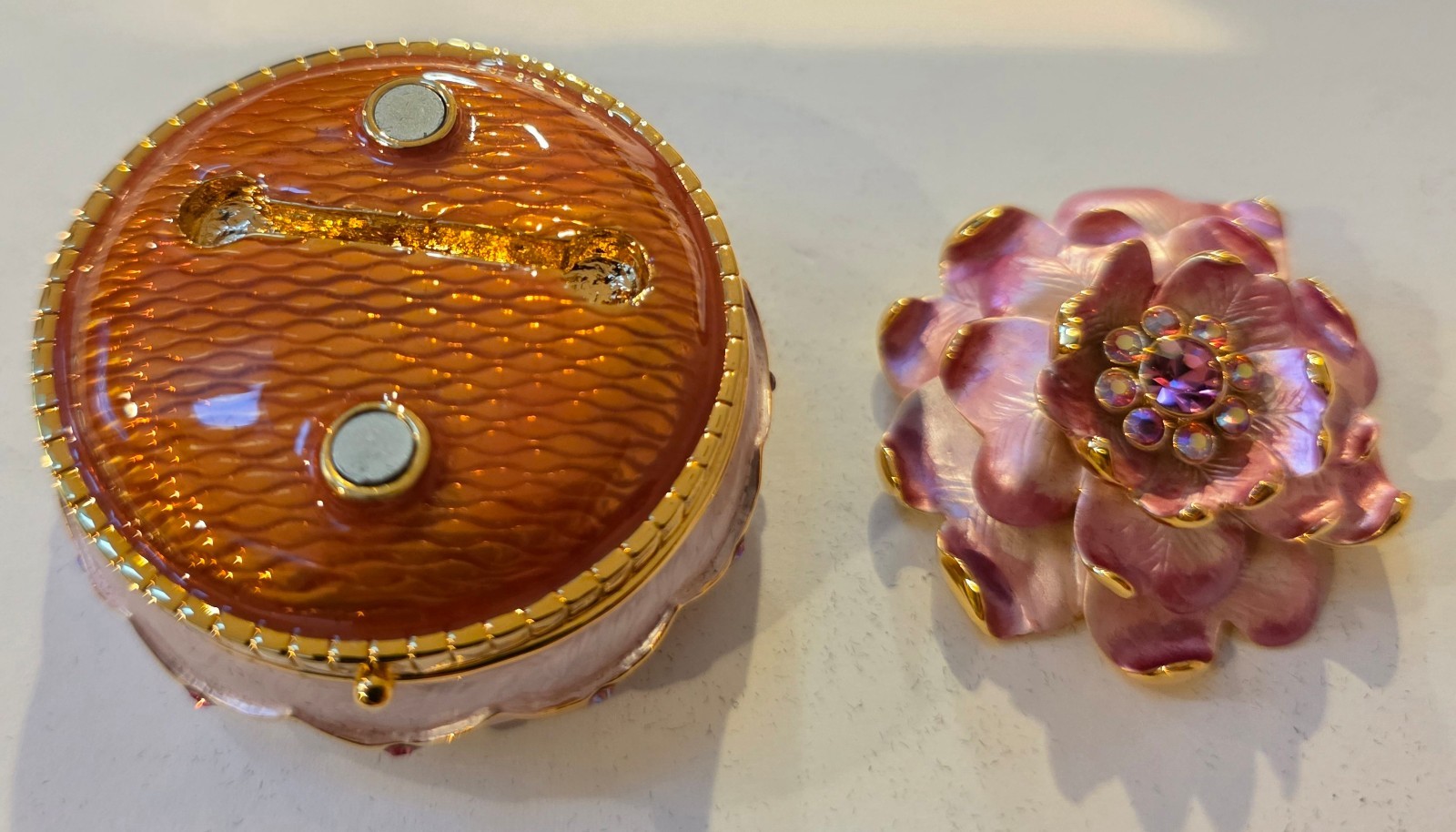 joan rivers jeweled secrets keepsake box Floral Fantasy brooch earrings pin