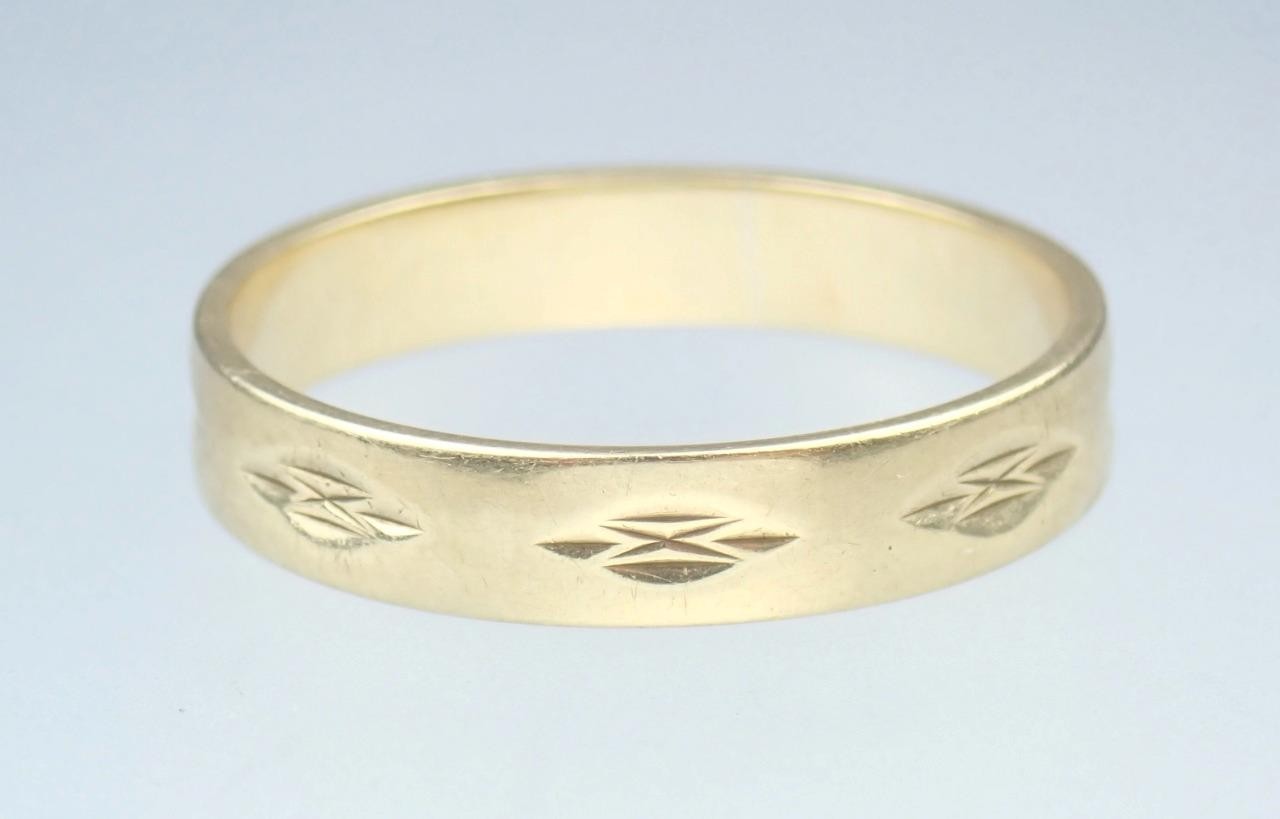 Super Vintage 1980s Solid 9K Gold 3.6mm Diamond Cross Wedding Band Ring 1984 6.5