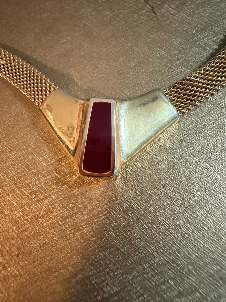 Vintage Gold Tone Mesh Collar Necklace with Red Enamel Accent