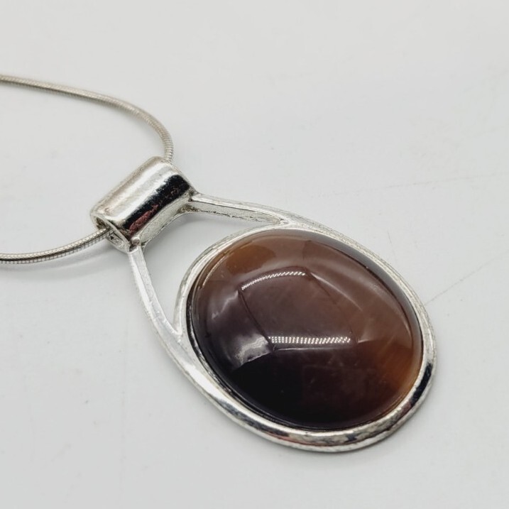 Brown CAT EYE Necklace Silver tone Sliding Pendant Snake Chain Vintage 21 in