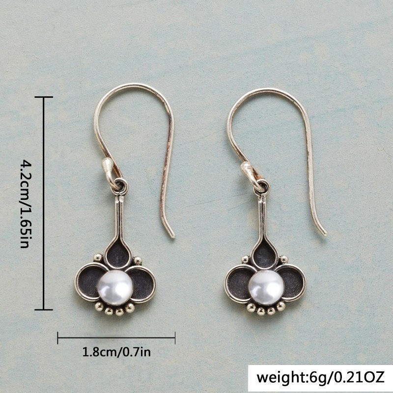Women’s Retro Imitation Pearl Pendant Earrings Alloy Fashionable Ear Hook