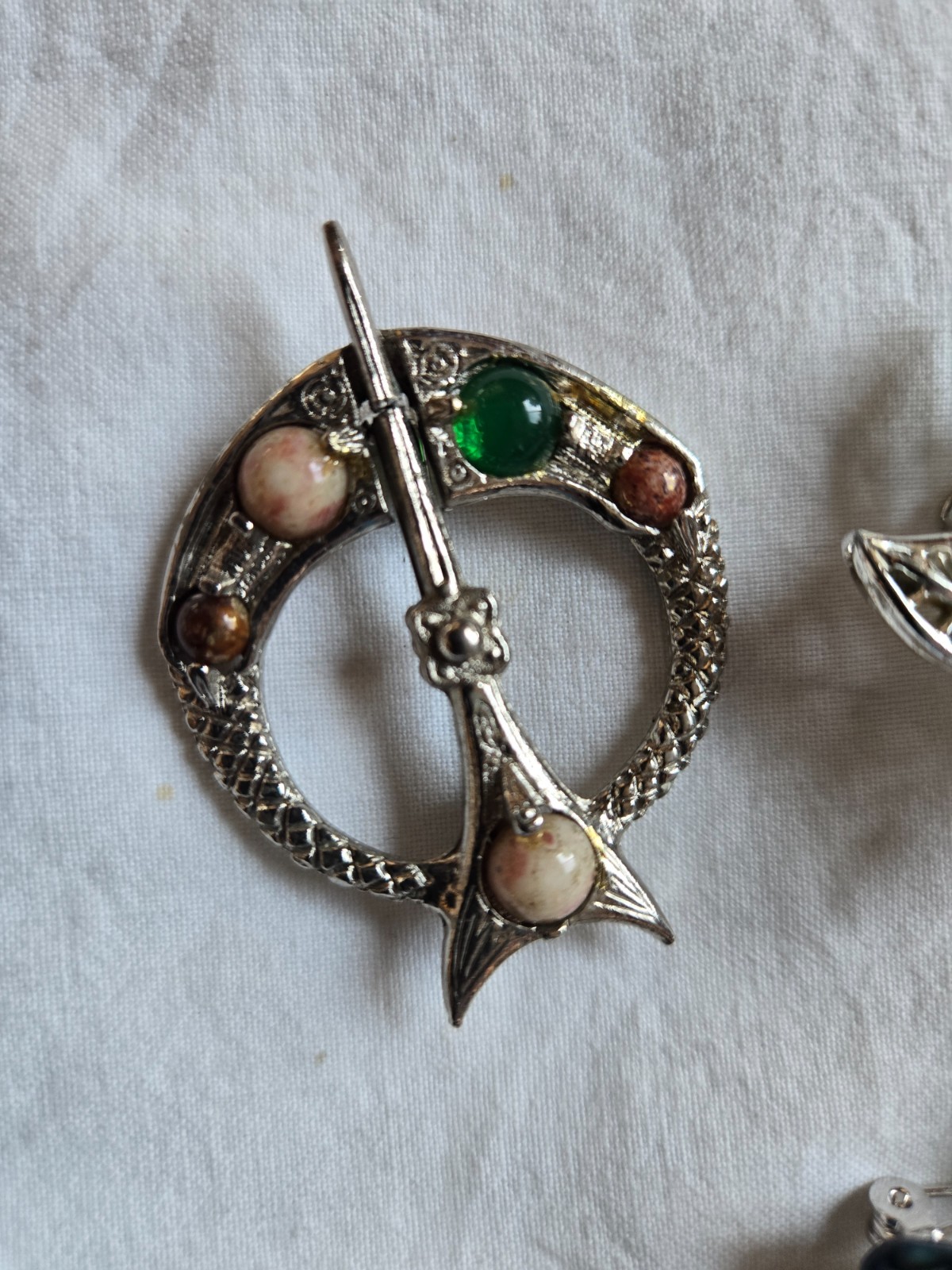 Lot of 4 Misc. Brooches, Dragonfly, Flower and etc. #AA