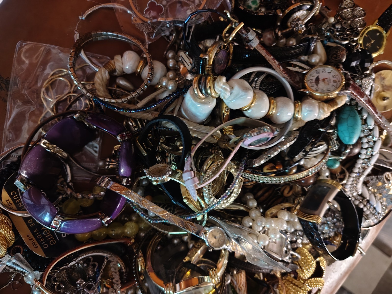Huge Lot Of Estate Jewelry Watches, Necklaces, Bracelets, Pins, Mixed Vintag