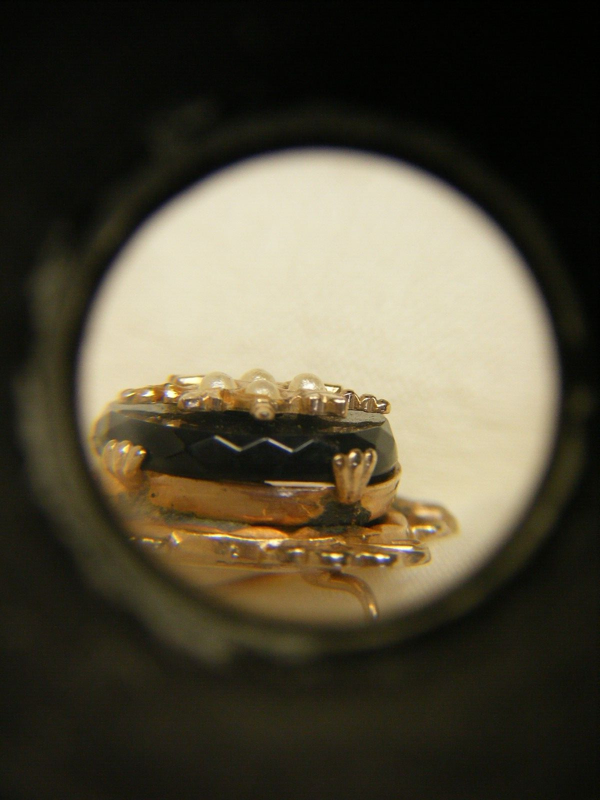 Vintage Victorian Era Style 1″ Pendant Pin Black Cut Stone Seed Faux Pearl