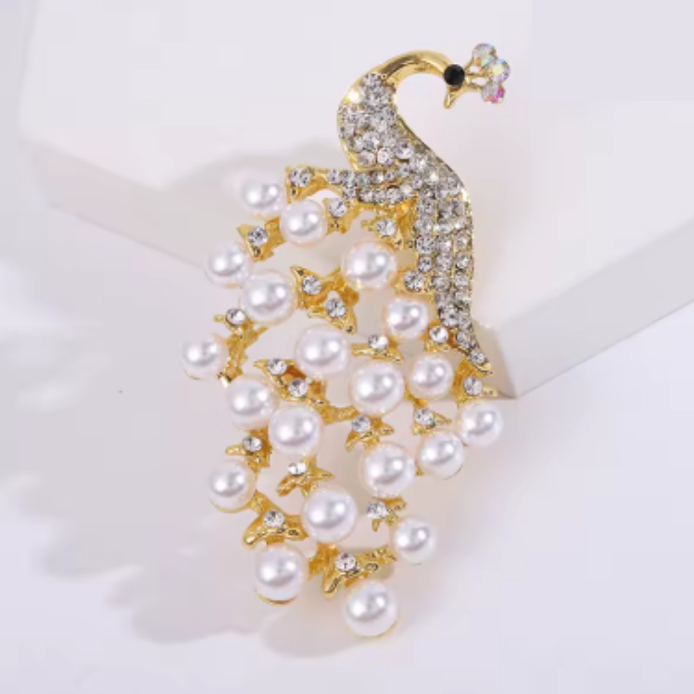 Vintage Style Peacock Bird Rhinestone Crystal White Bird Brooch Pin Pendant Gift