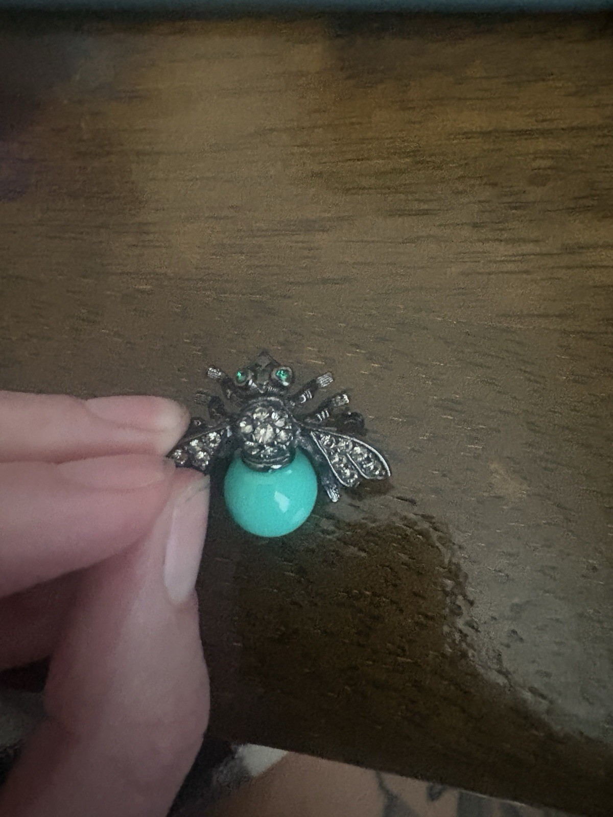 Joan Rivers Vintage Interchangeable Bee Brooch With 9 Colored Bottoms