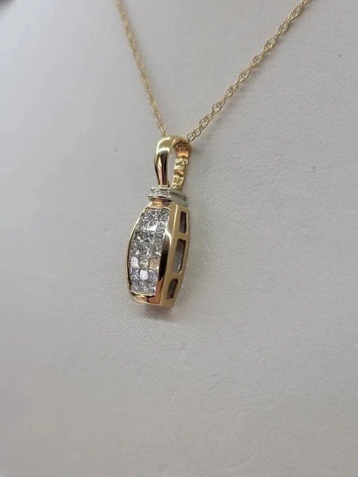 Round Cut Lab Created Diamond Woman Party Wear Pretty Pendent 14K Yellow Gold FN