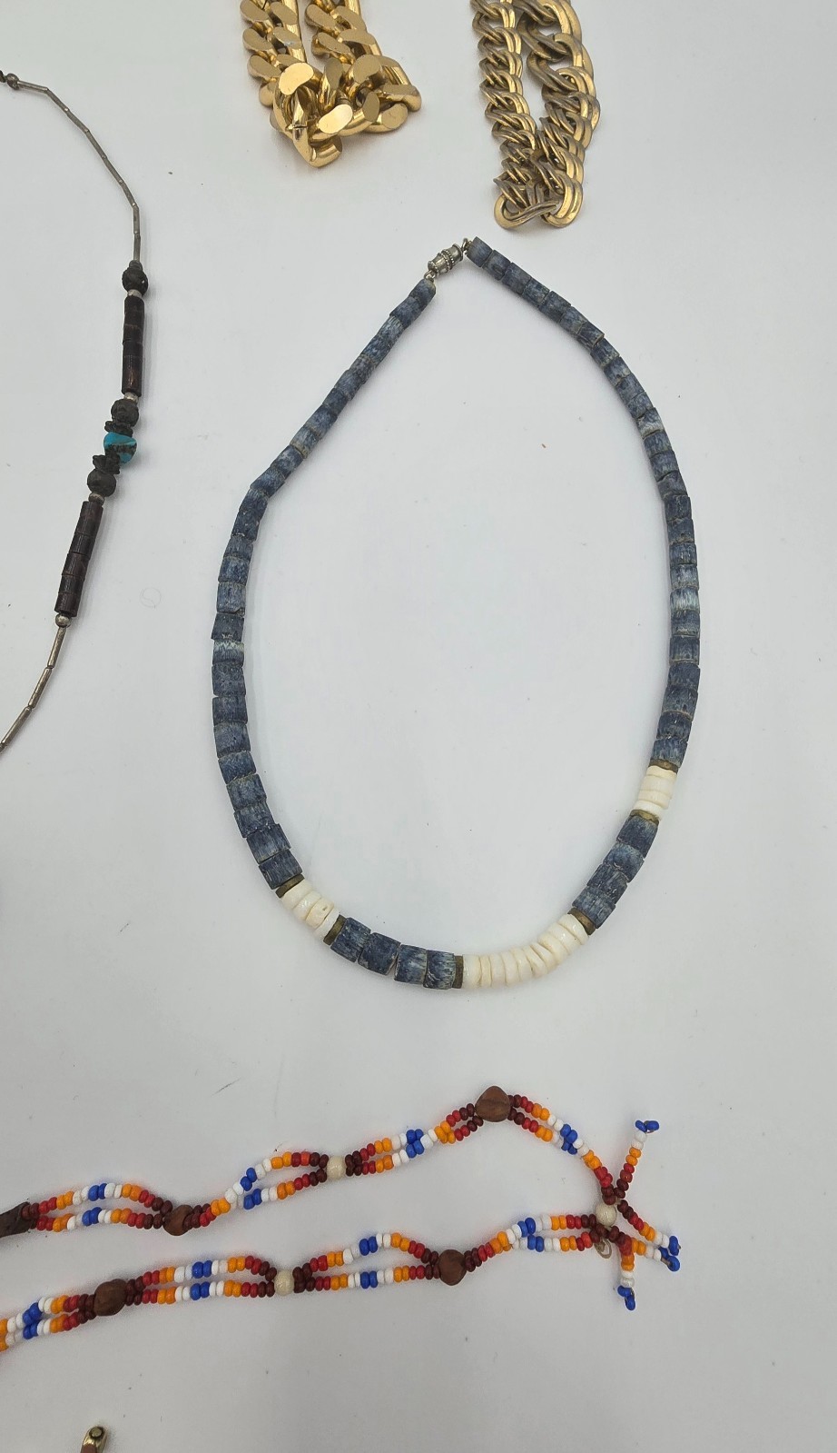 Lot of 15 Vintage Assorted Styles Necklaces Costume Jewelry Sizes Sm/Med/Lrg