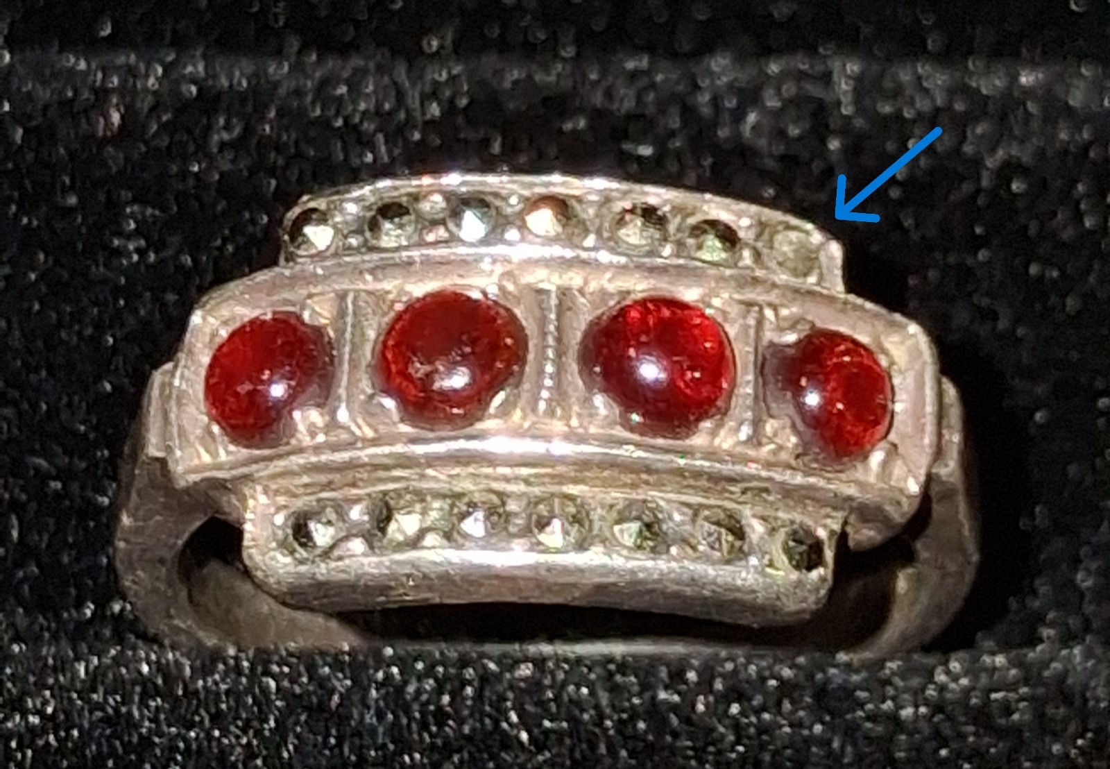 Vtg Sterling Silver 4 Stone Garnet Marcasite Band Ring Size 5 Petite 3.3g