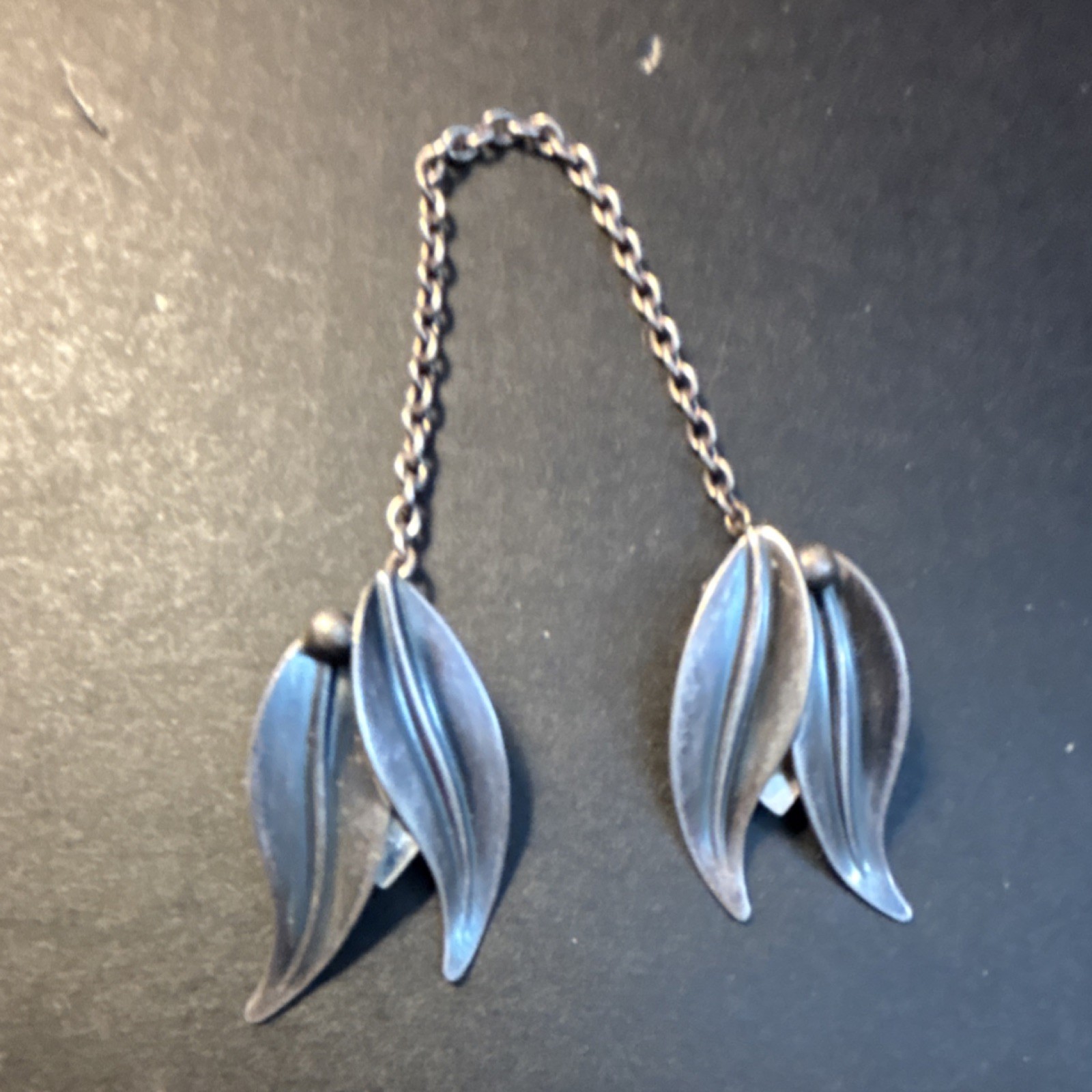 Silver Tone Leaf Dress Clip Pair Set w/ Chain, Metal, No Stone, Women