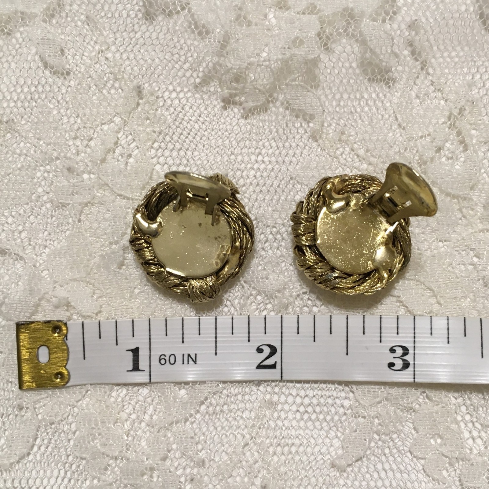 Vintage Knot Gold Tone Earrings Clip Ons Intertwined Knot Style