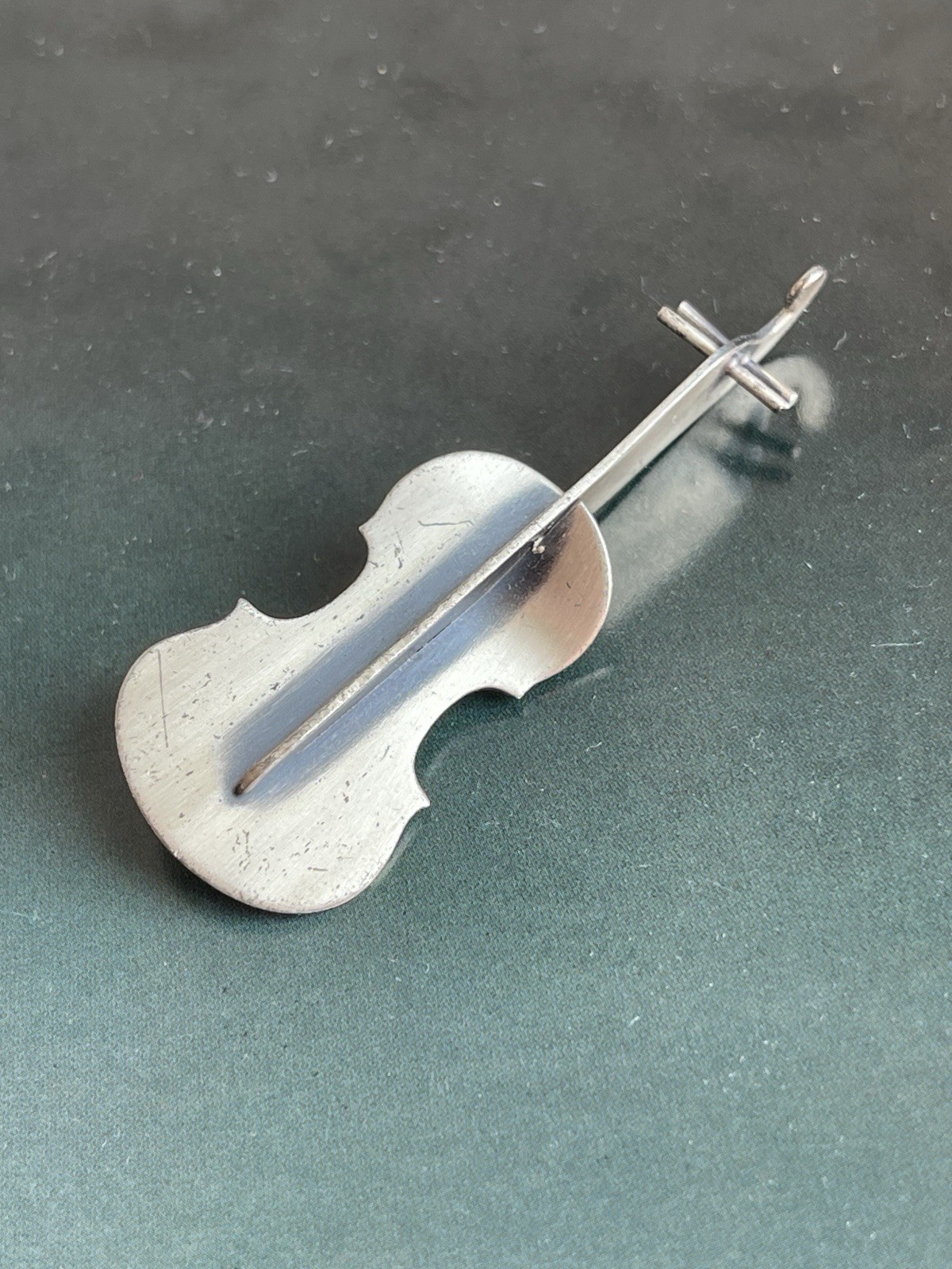 Vintage Beau Signed Sterling Silver Violin Brooch Pin Musical Instrument