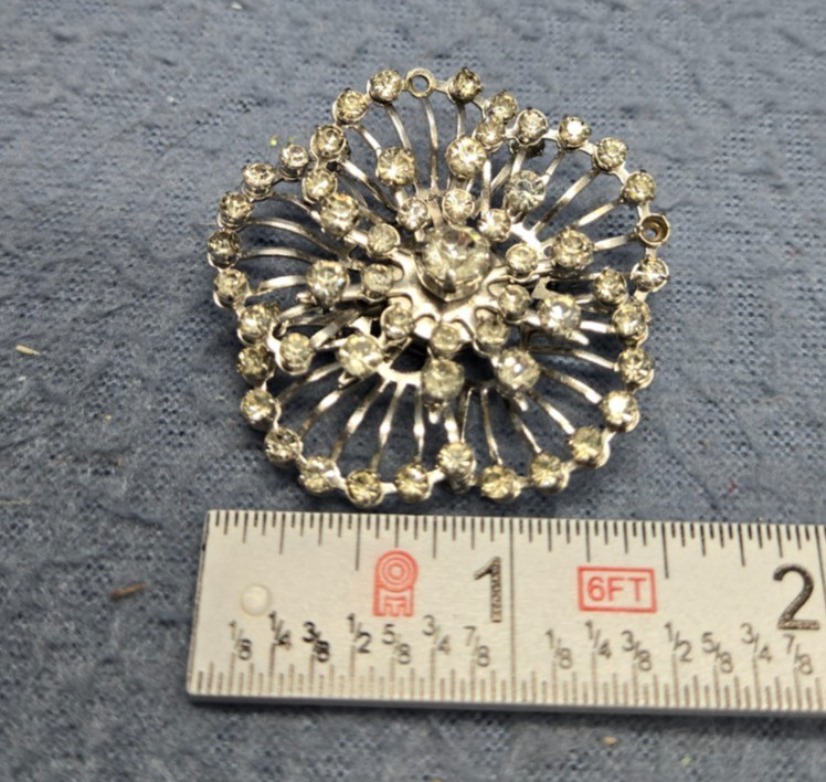 Pendant Brooch Vintage Rhinestone Silver Tone Metal Spray Dual – 2 Missing