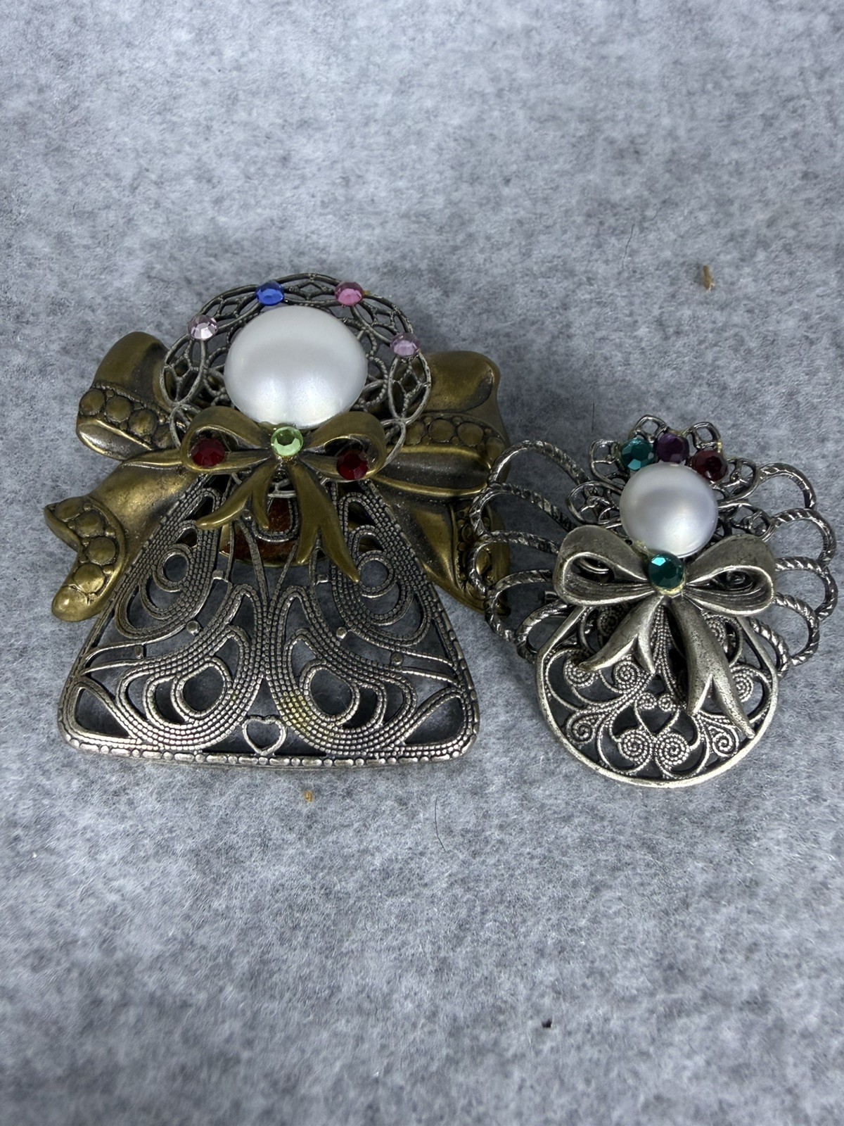 Vintage Angel Brooch Pin Set Filigree Faux Pearl Rhinestone Christmas Pair Retro