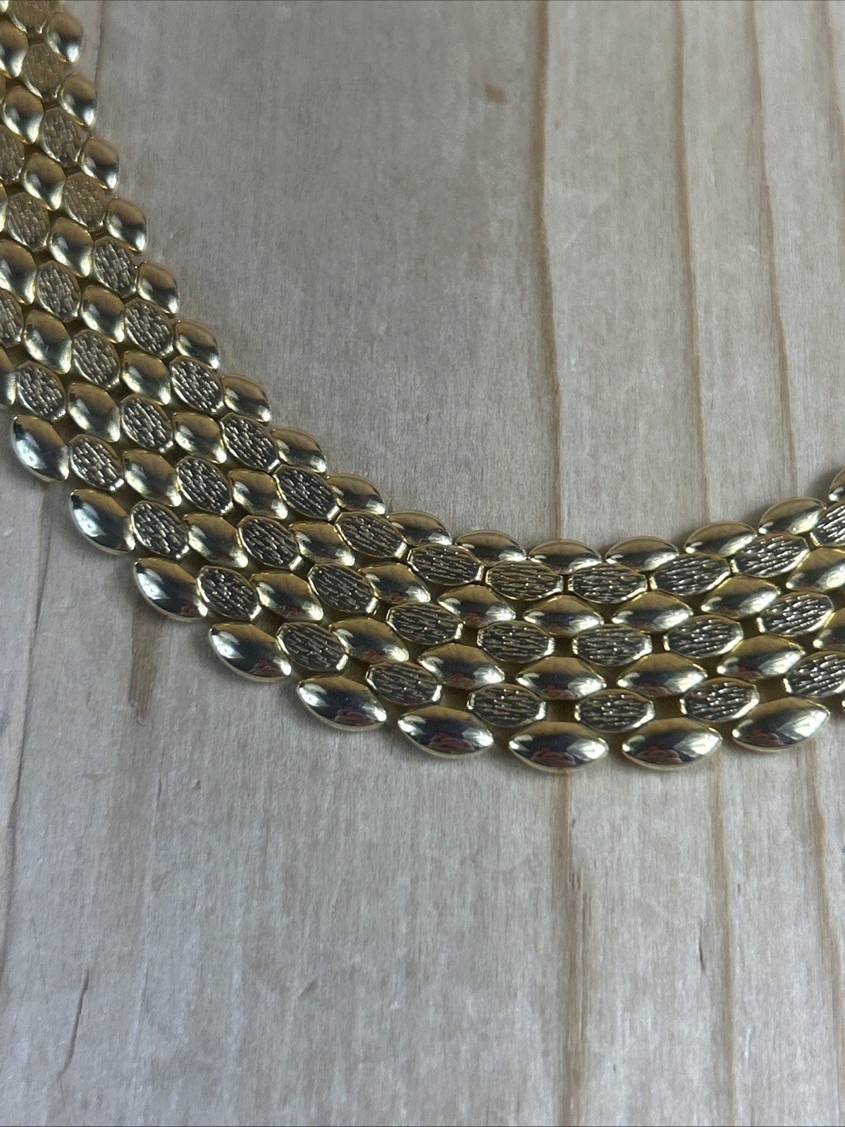 Chain Collar Necklace 17” Gold Tone 7 Layer Mesh Design Smooth Textured