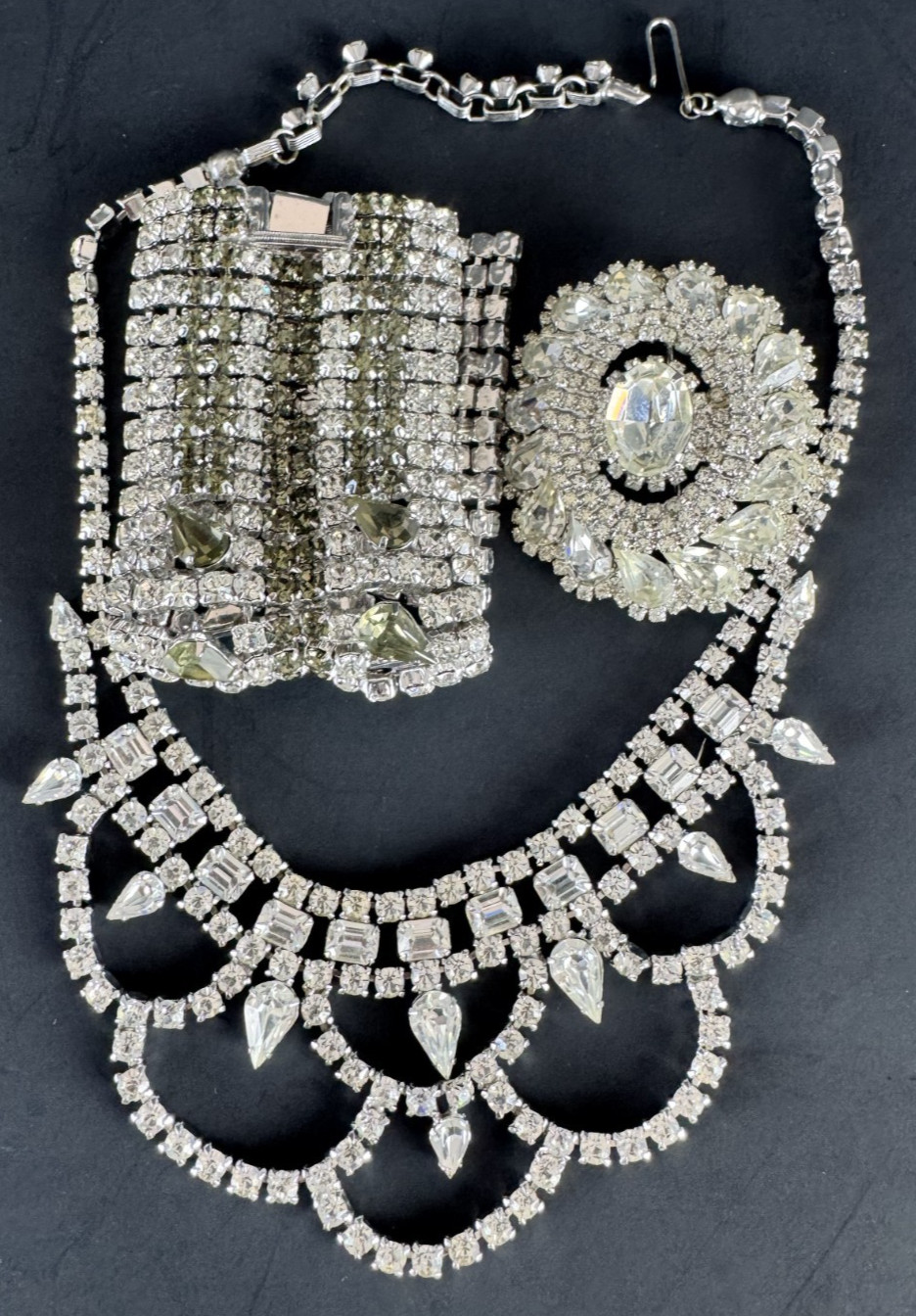 3 Piece VTG Clear White Rhinestone Wedding Necklace Bracelet Pin Costume Jewelry