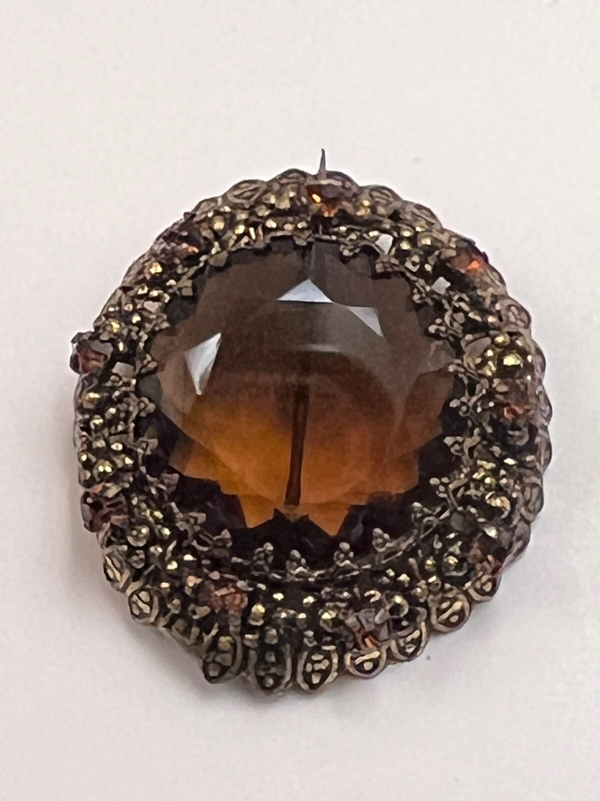 Vintage Austria Golden Brown Dark Amber Filigree Gold Tone Pin Brooch Bent Edge