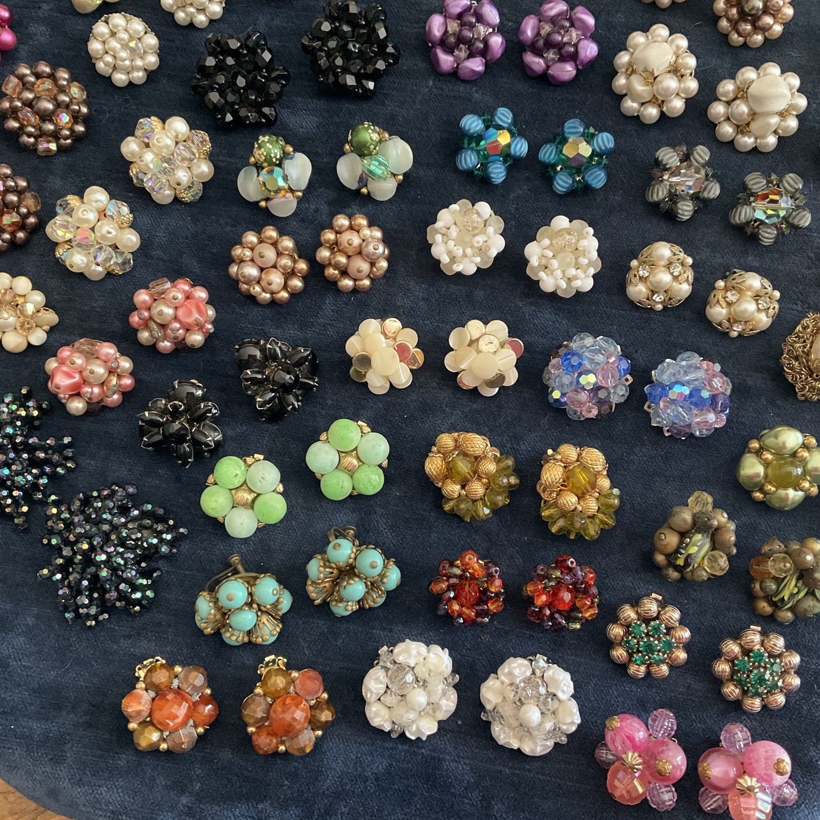 HUGE Lot Vintage Clip On Screw Back CLUSTER Earrings Vogue Weiss Kramer Jonne