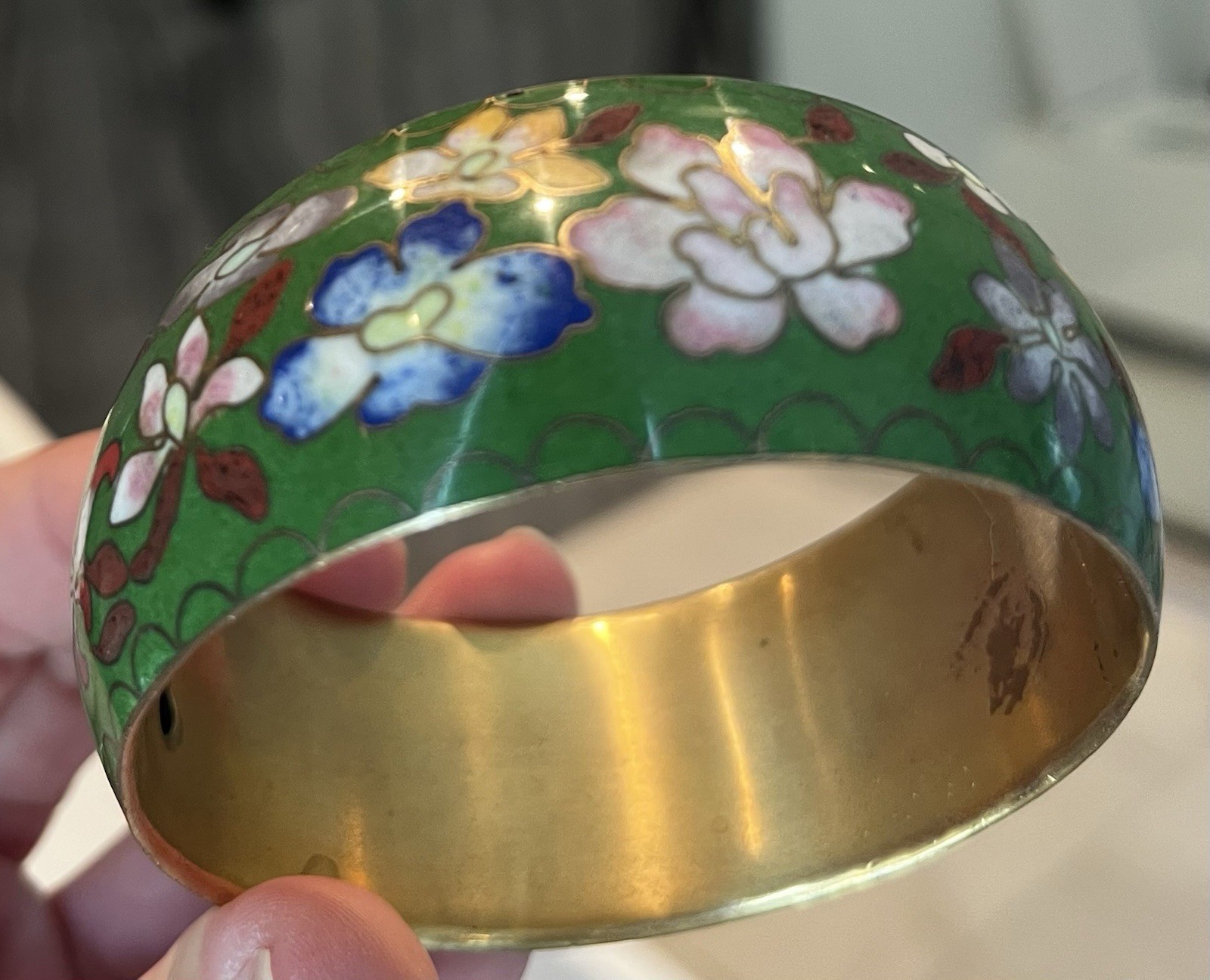 Vintage Cloisonne Bangle Bracelet Green Enamel Brass Gold Floral Water Lillies