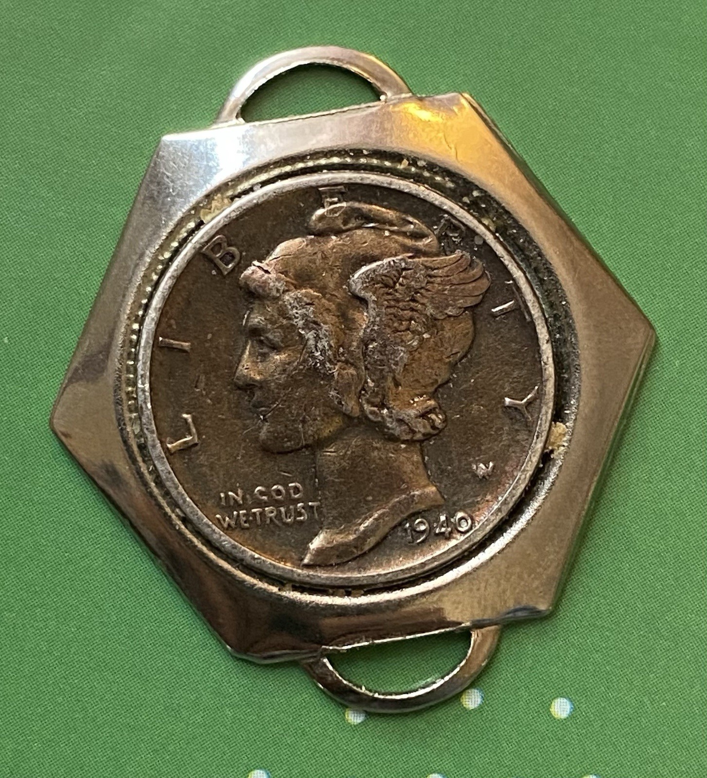 1940 Liberty Dime Bracelet Pendant Very Good Condition, No Rust , Very Shine