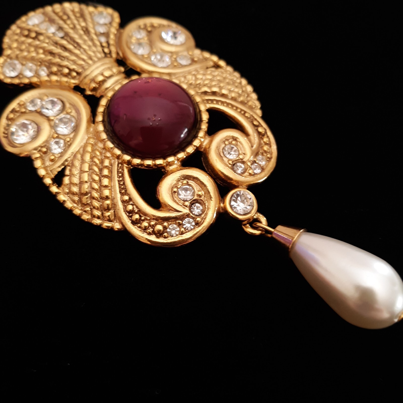 Vintage Jeff Lieb Brooch Large Ornate Cabochon Faux Pearl Teardrop Rhinestones
