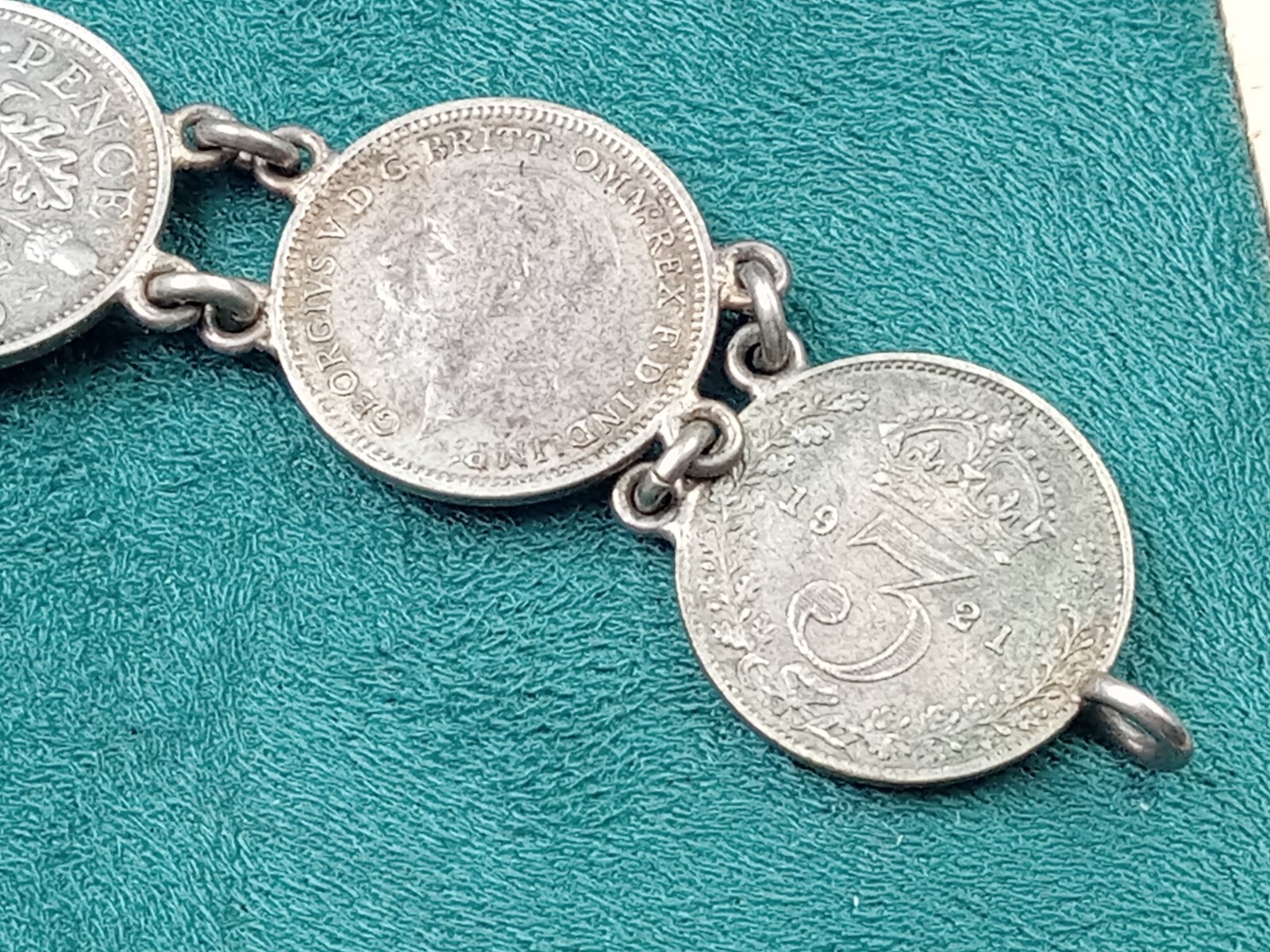 United Kingdom 3 Pence Silver Coin Link Bracelet: 7″ Long, King George