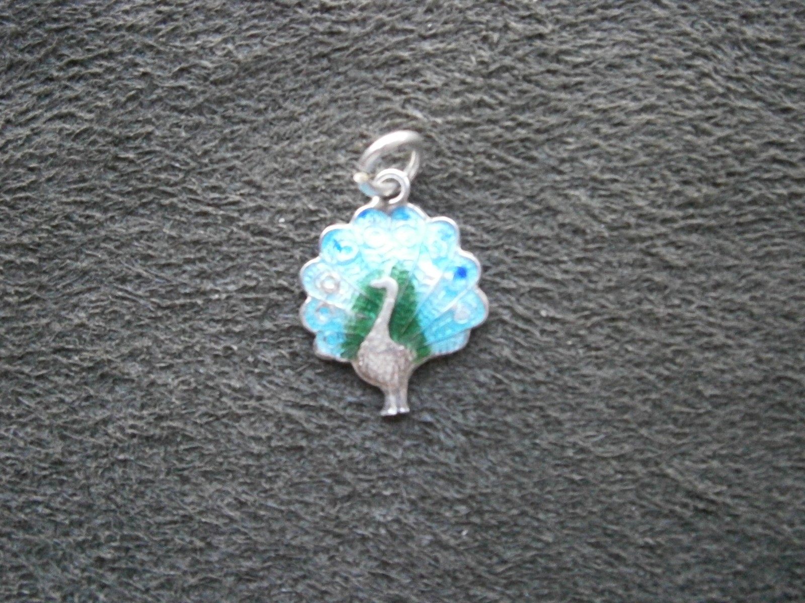 Small Peacock Bird Vintage Sterling Silver Enamel Bracelet Charm Pendant 1.0g