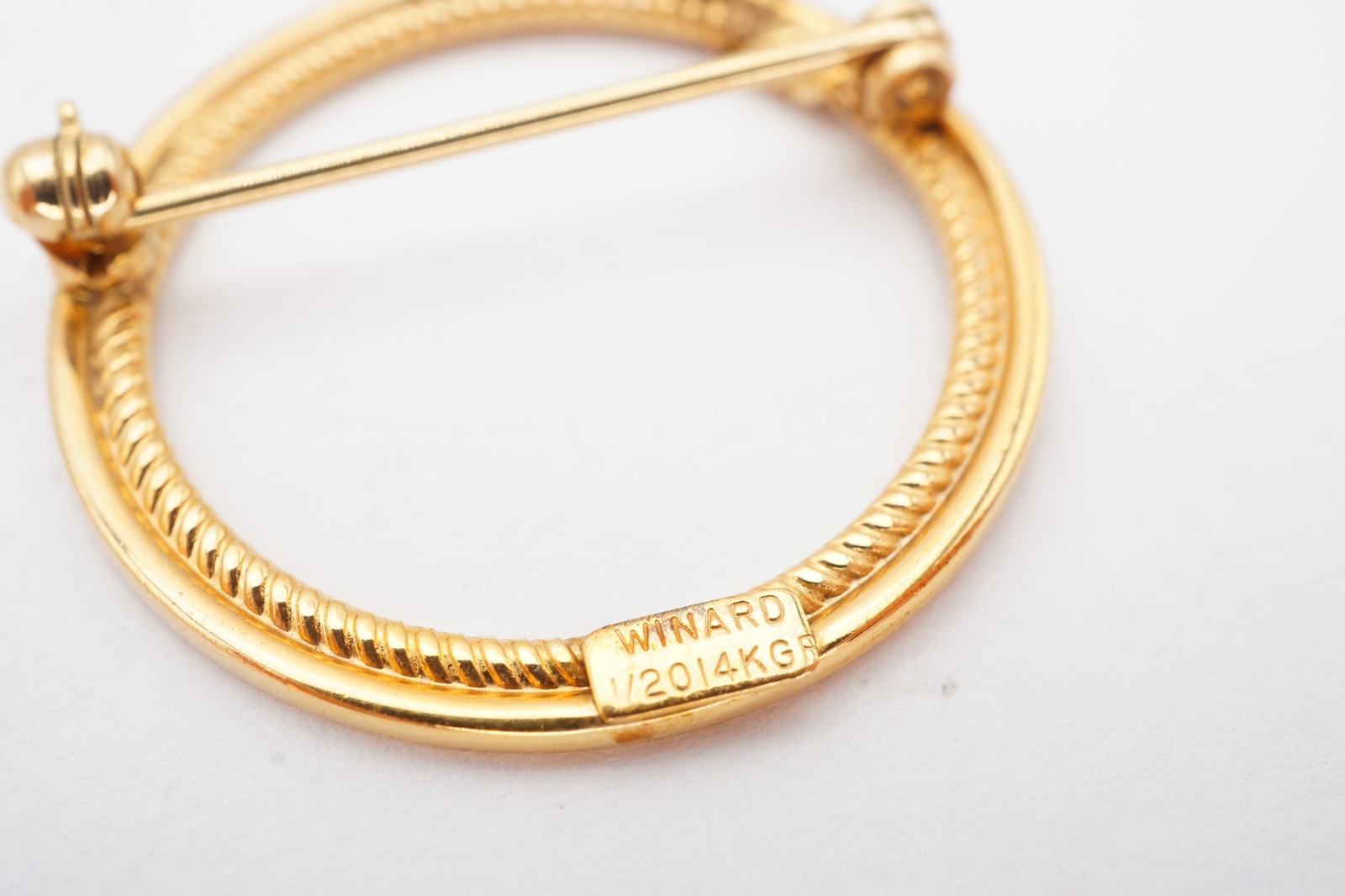 Vintage Gold Filled Brooch Pin K4