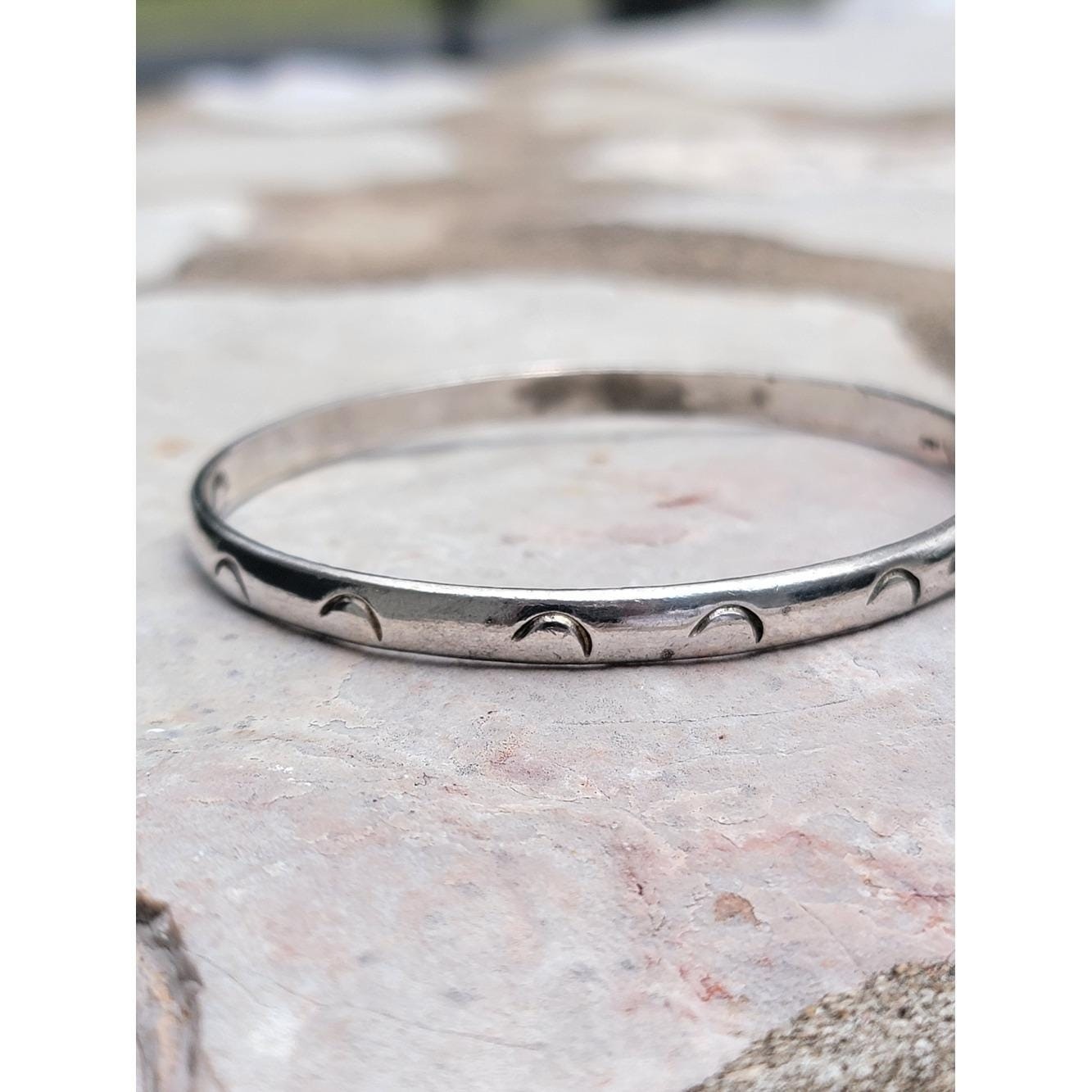 Vintage Taxco Mexico Sterling Silver Crescent Moon Bangle Bracelet TC-160 Size 8