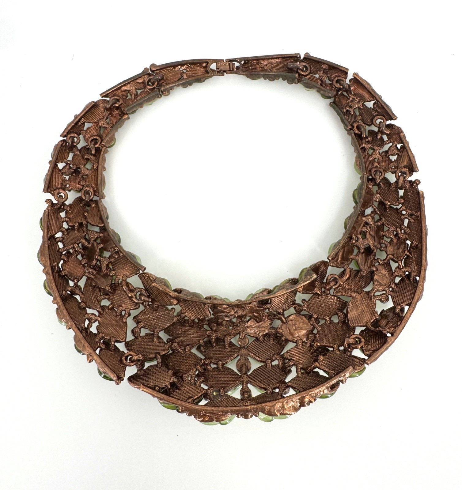 Vintage thermoset Statement Collar Necklace And Earrings Green Leaf