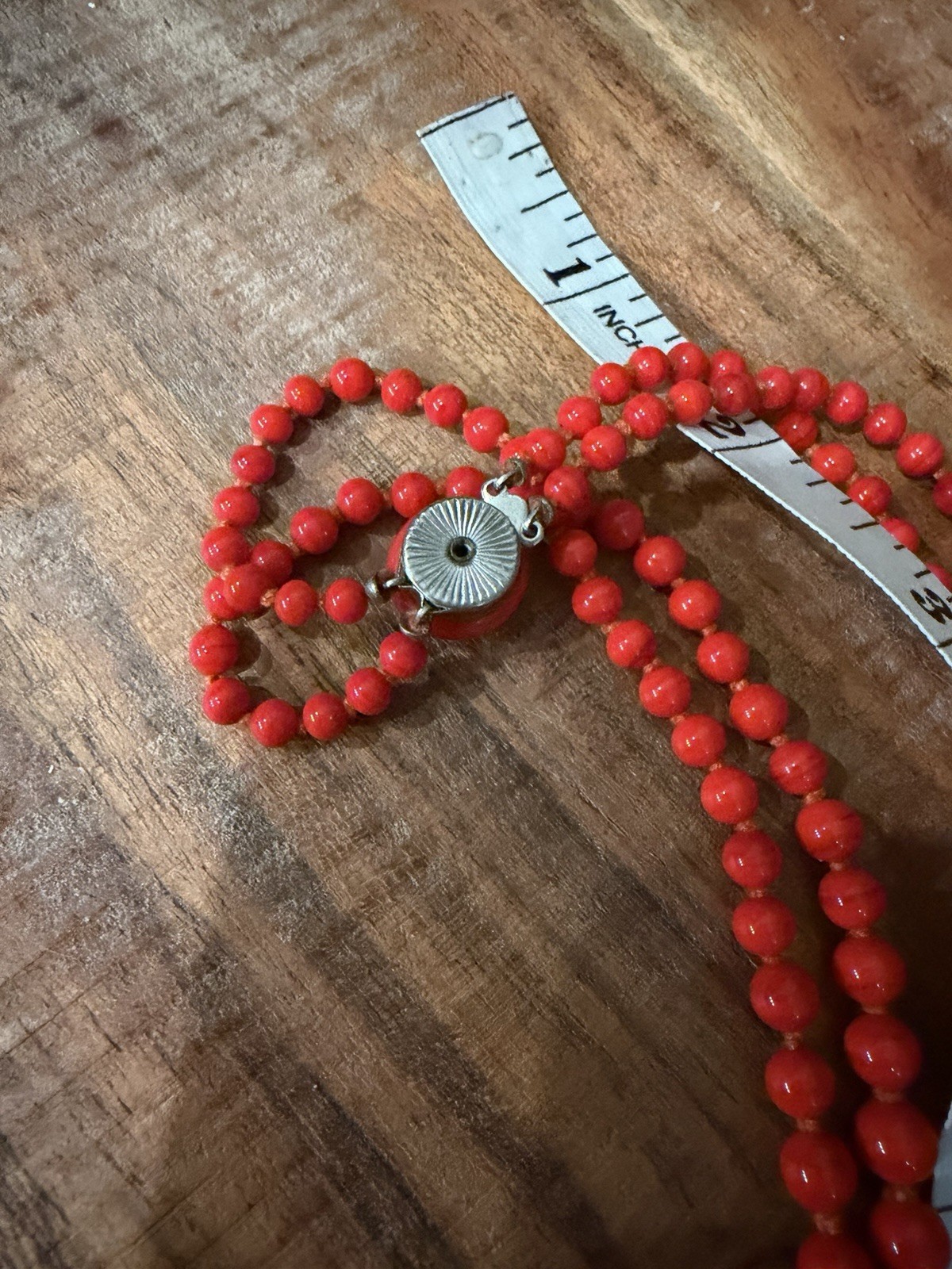 Vintage Jewelry some Hong Kong 20 Necklaces Plastic Bracelets Multistrand J1