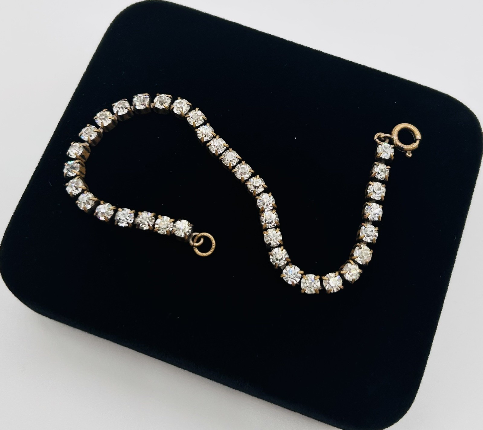 Vtg CZECH Screw-back Cluster EARRINGS and BRACELET SET-Gold Tone-RHINESTONE