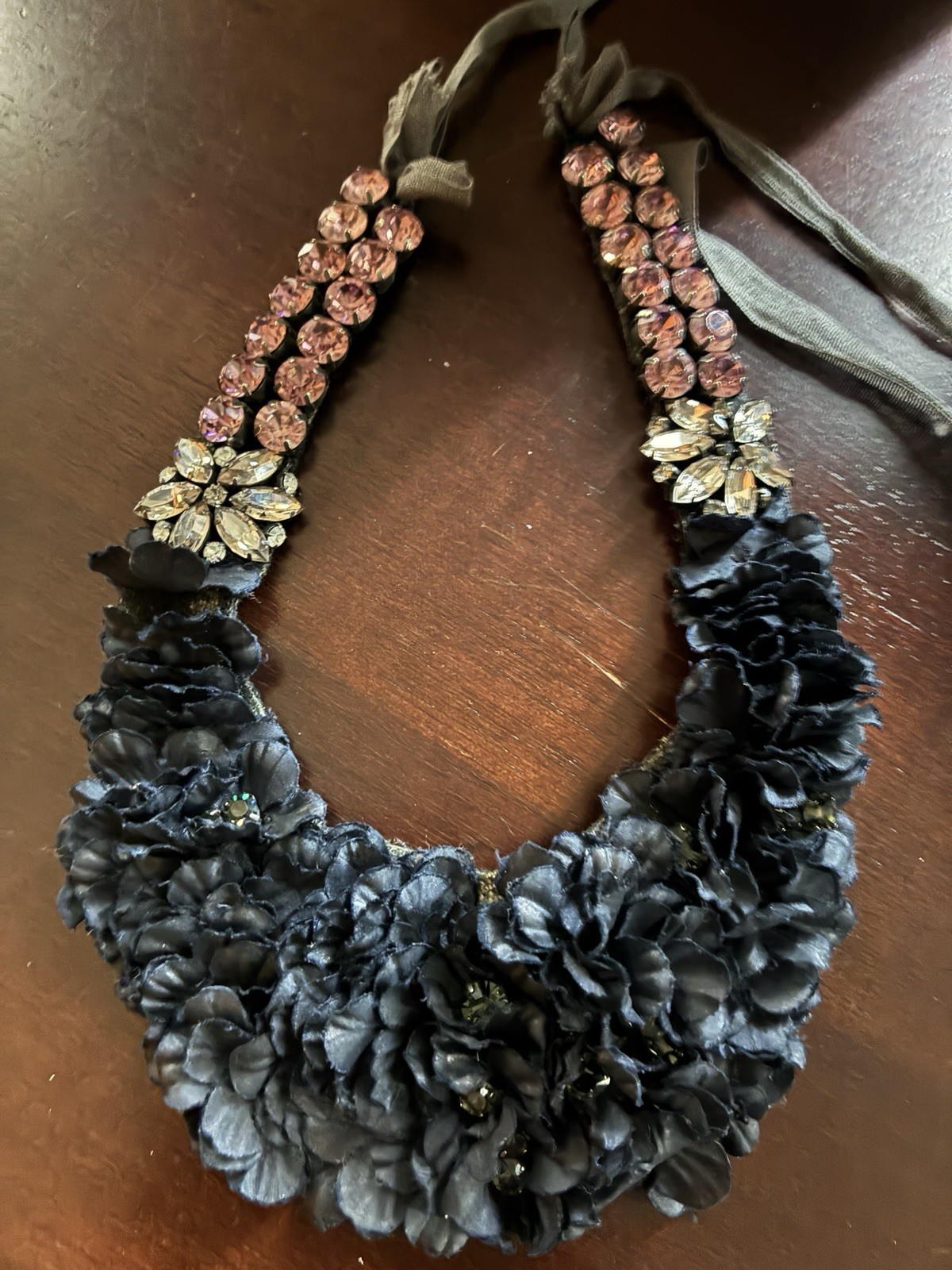 Vintage V.Wang Black Flower Petals W/ Pink, Black & Crystal Stones Choker