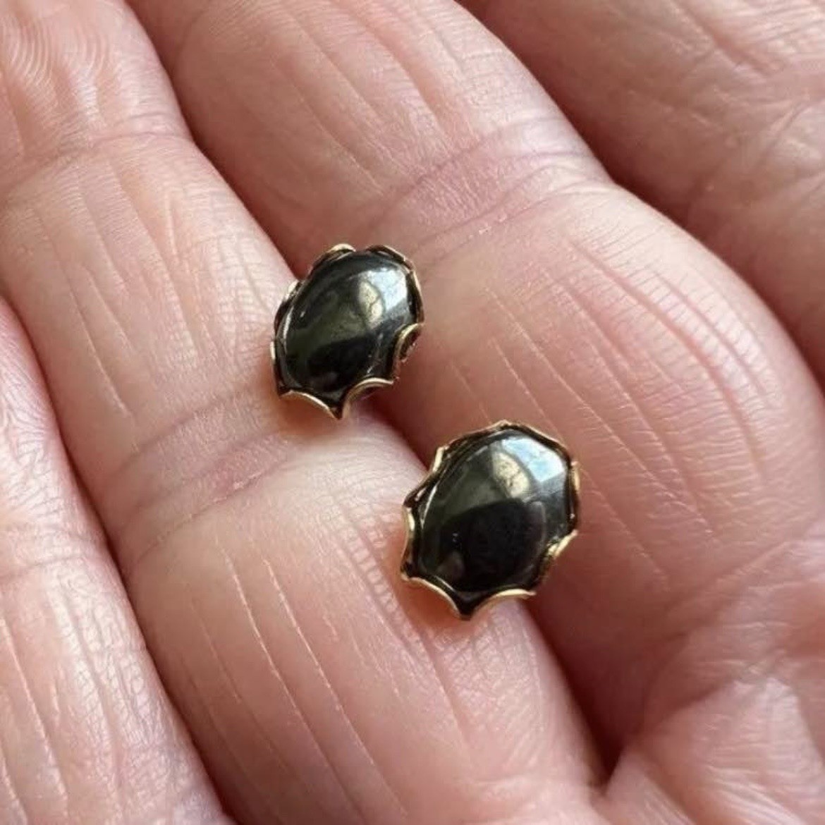 Vintage Hematite Stud Earrings Gemstone Oval And Gold Tone 8 X 5MM