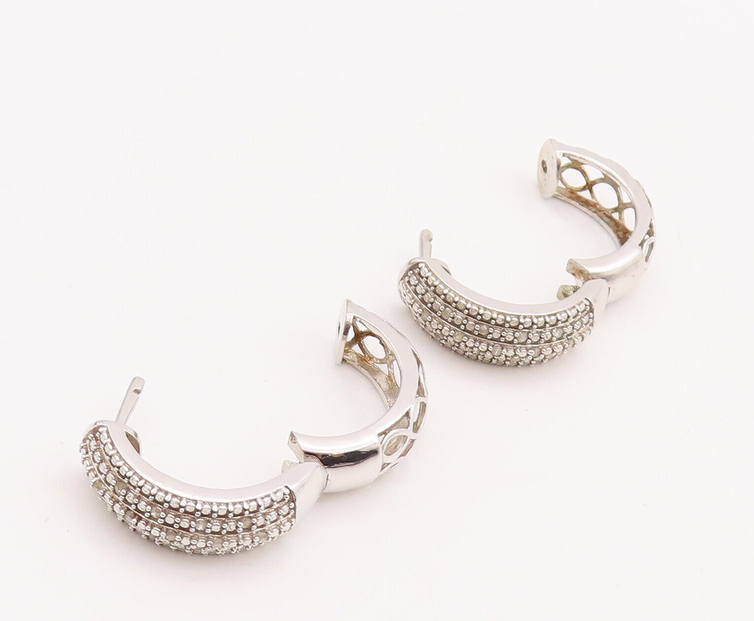 925 Sterling Silver Vintage Earrings Cutout Solid Diamonds Inlay Hoops EG13066