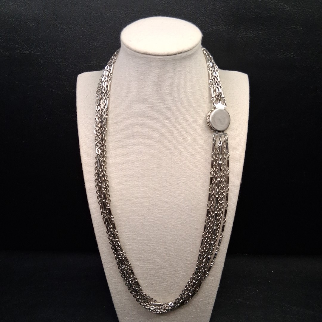 Vintage Multiple Chain Necklace Silver Tone. 17.108