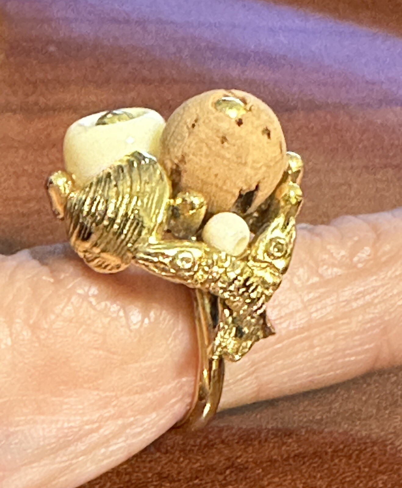 Signed ART Goldtone Nautical Beach Theme Adjustable Ring