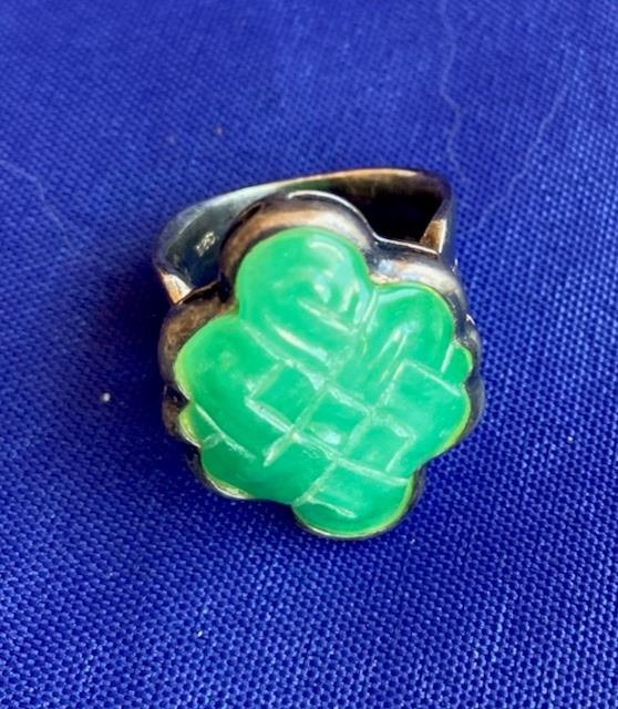 Vintage Hong Kong Sterling 925 Carved Green Jade Endless Knot Ring Shou Ji Sz 6