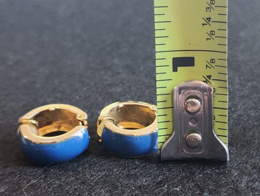 Vintage 1980s Huggie Hoop Earrings 3pair